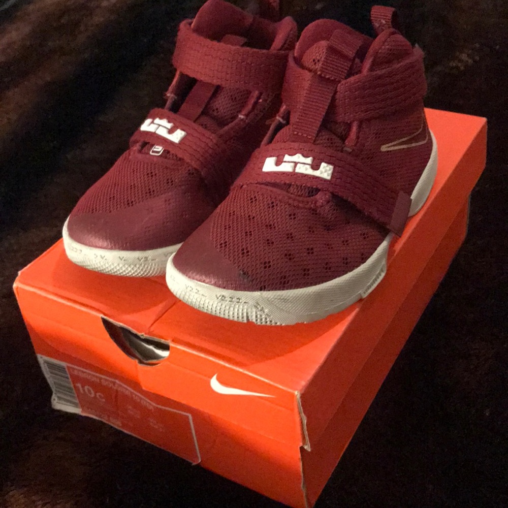 Lebron Soldier 10